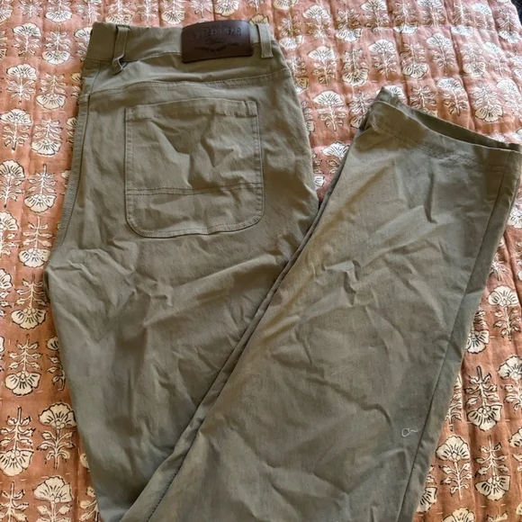 Marsh Wear green/khaki tech pants - Picture 2 of 3